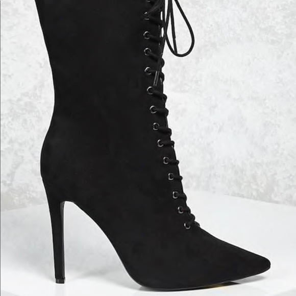 Black heel boots - Picture 1 of 4